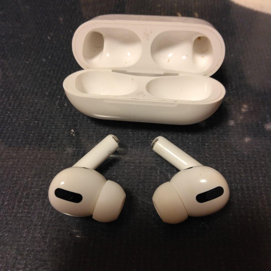 AirPods本体 ホワイト ihone充電ポート