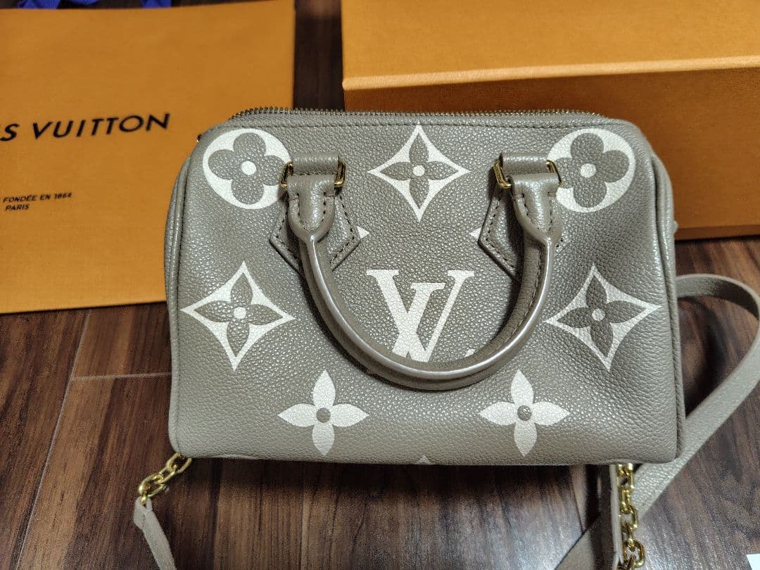 T*A様 ルイヴィトン VUITTON スピーディ・バンドリエール 20