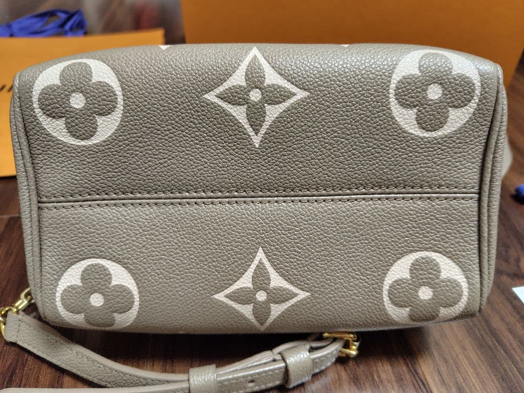 T*A様 ルイヴィトン VUITTON スピーディ・バンドリエール 20