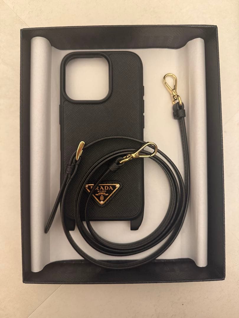 PRADA iPhone16Pro ケース【レシートあり】