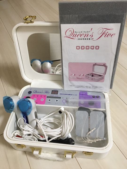 【美品！美肌！再値下げ中！】美容機器 クイーンズファイブ 超音波 EMS