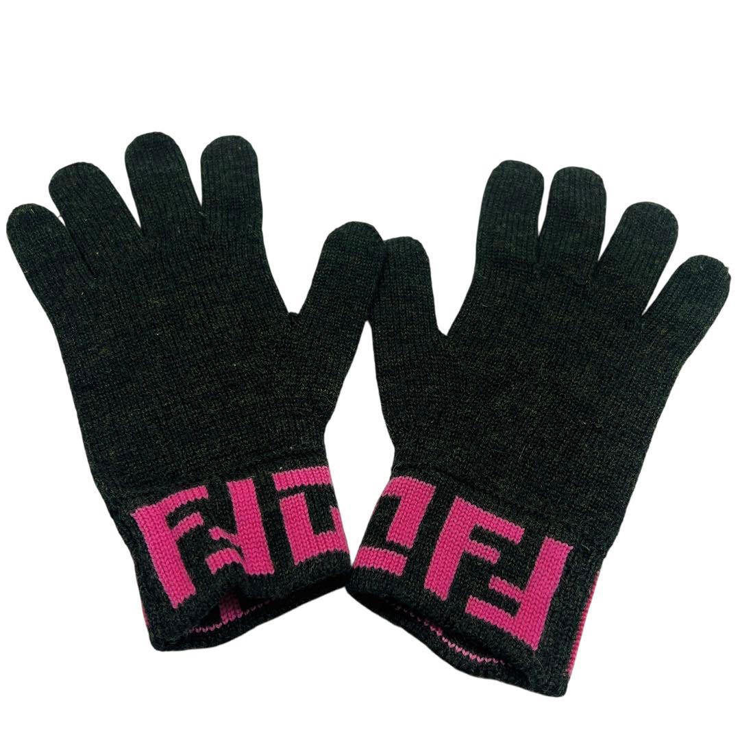 FENDI ズッカ ウール グローブ レディース 手袋 7365