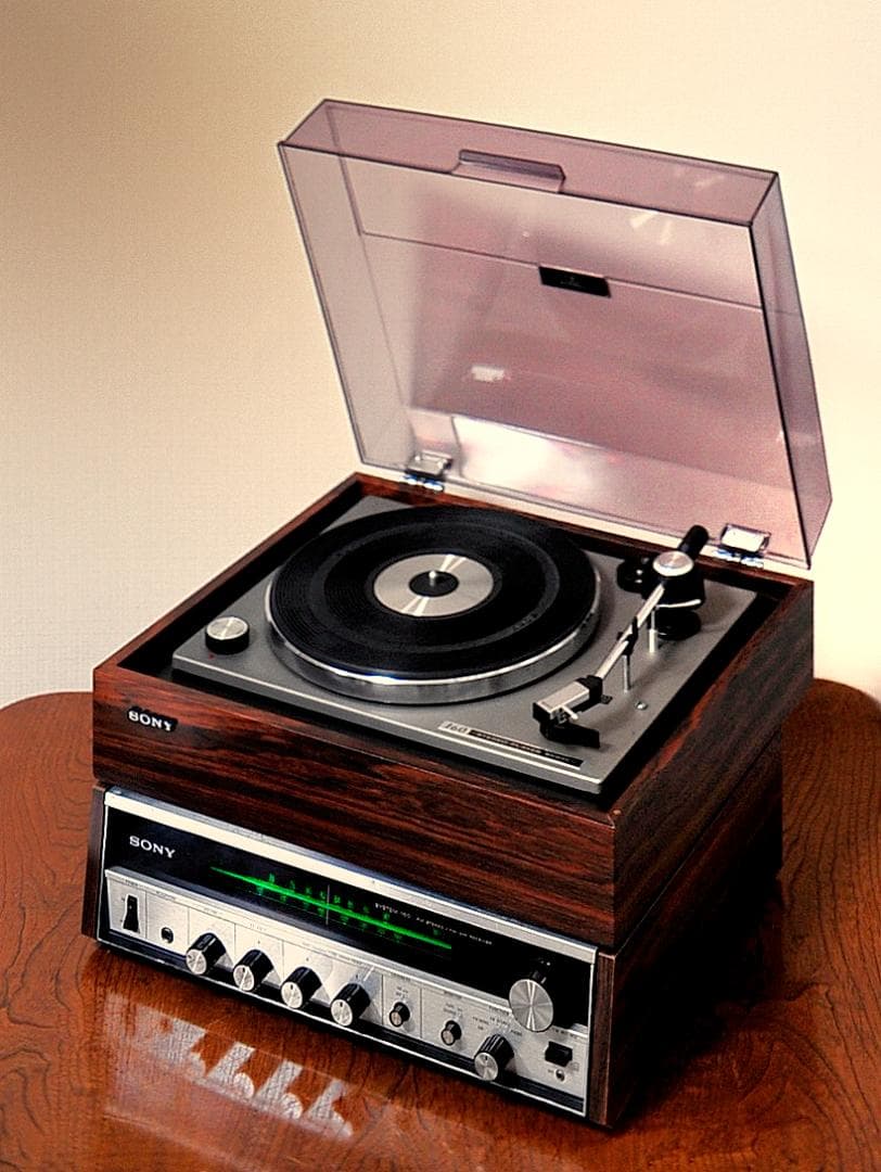 ★ラジオで育ったトランジスター世代に次のオーディオの楽しさをソニーと共に！　♪