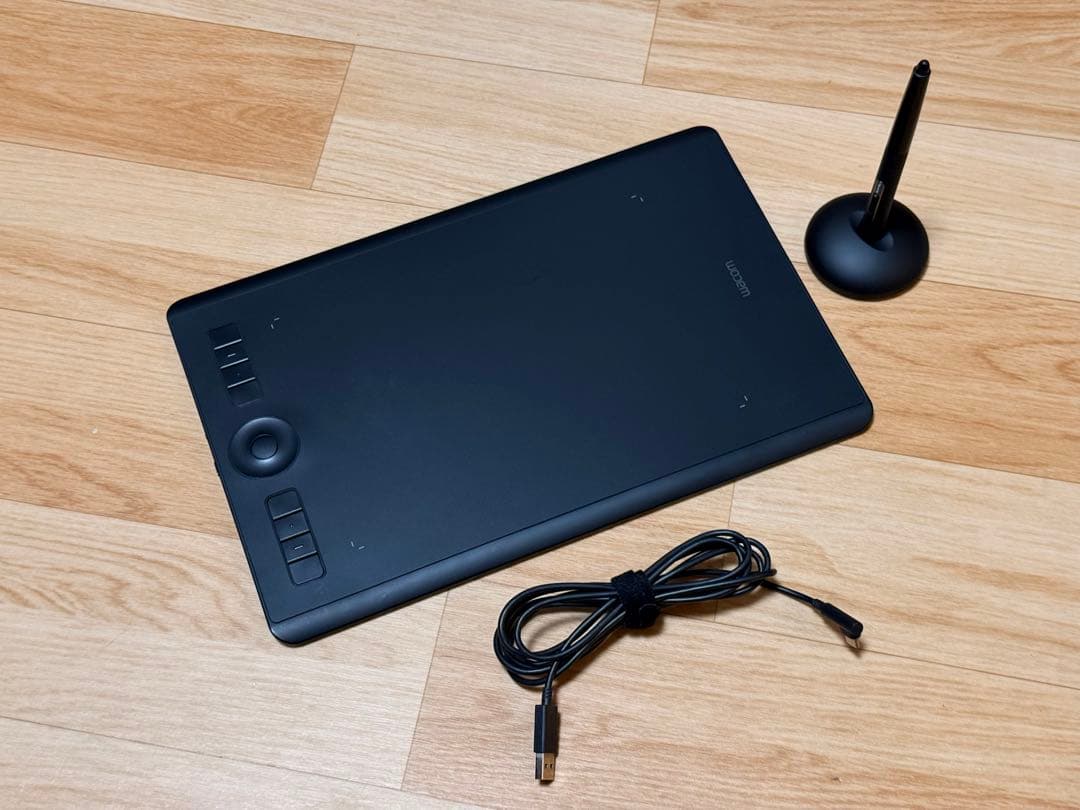 Wacom Intuos Pro ペンタブレット medium