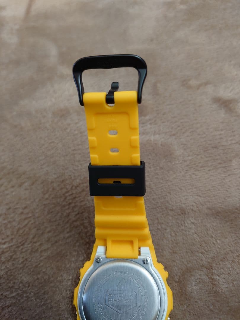 美品　G-SHOCK DW-5600REC イエロー　DW5600