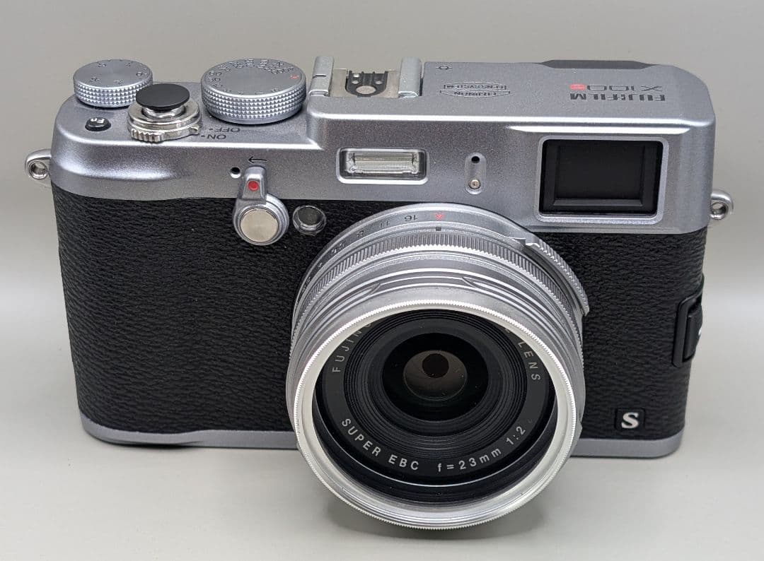 FUJIFILM X100S コンパクトデジタルカメラ