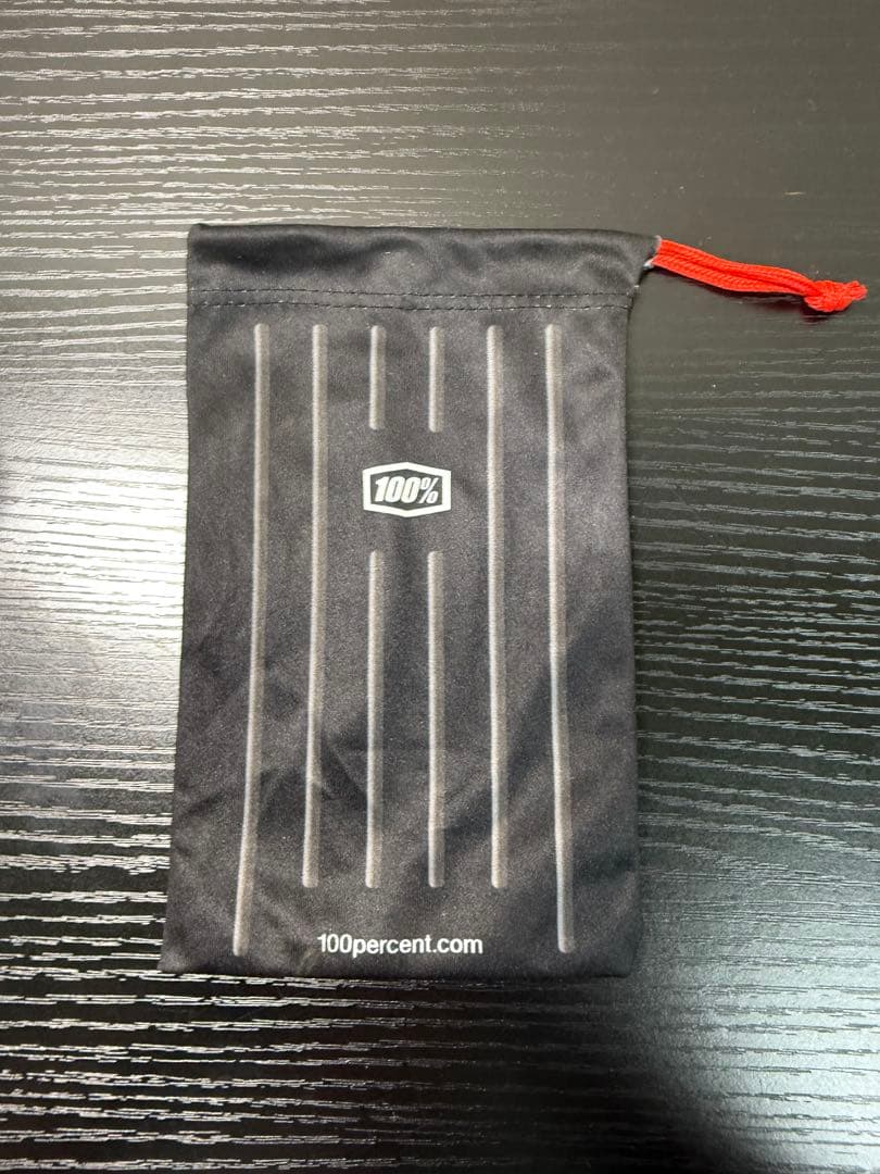 高校野球対応　100% サングラス　ケース　袋　箱付き