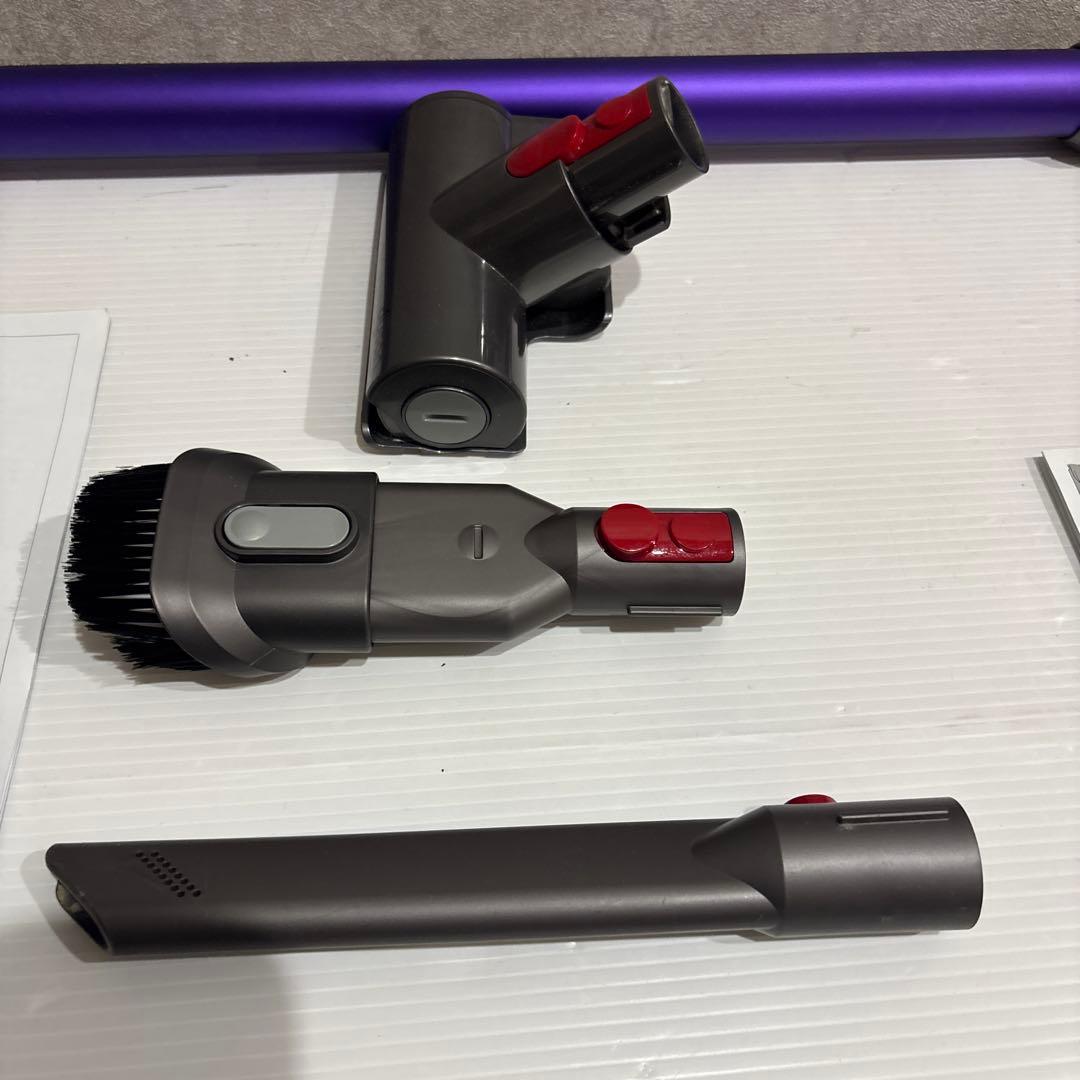 Dyson Cyclone V10 掃除機 本体＋付属品多数 動作確認済