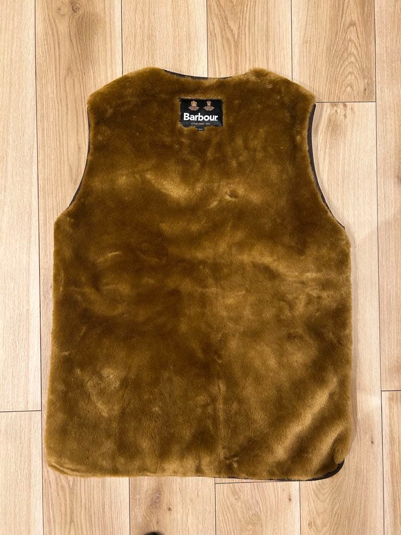 Barbour ファー素材 ジップベスト 38