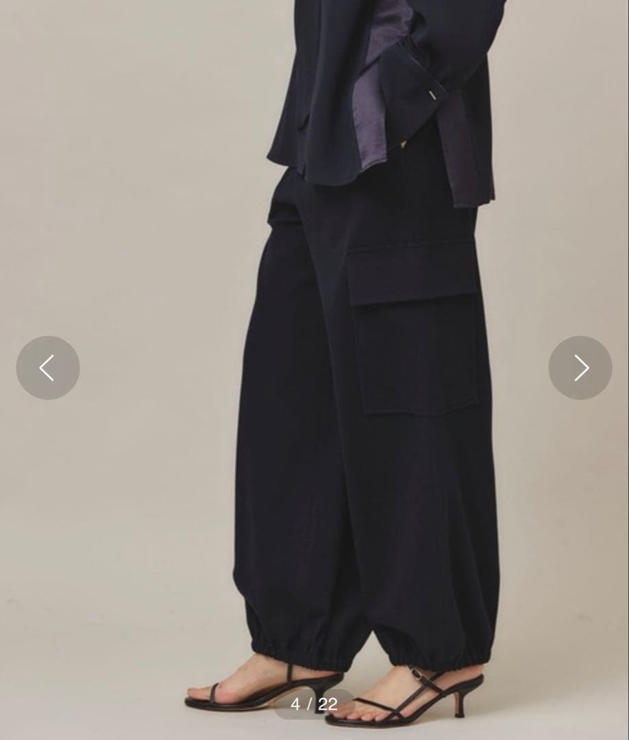 カレンソロジー　ストレッチカーゴパンツ　ネイビー