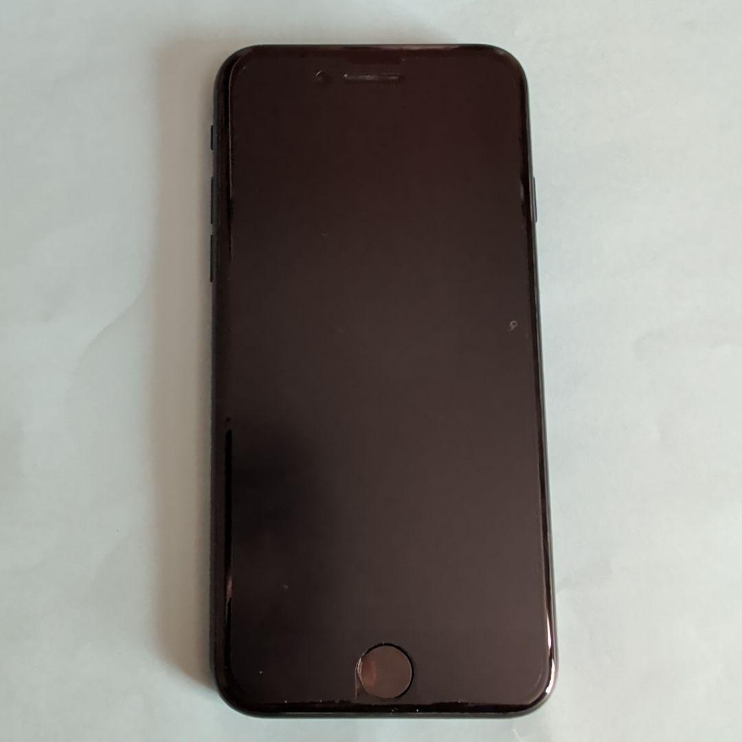 Apple iPhoneSE(第3世代) 本体 + 透明ケース