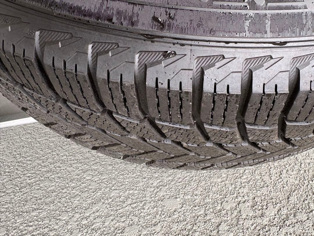 ディフェンダースタットレスタイヤ ホイールセット265/65R18