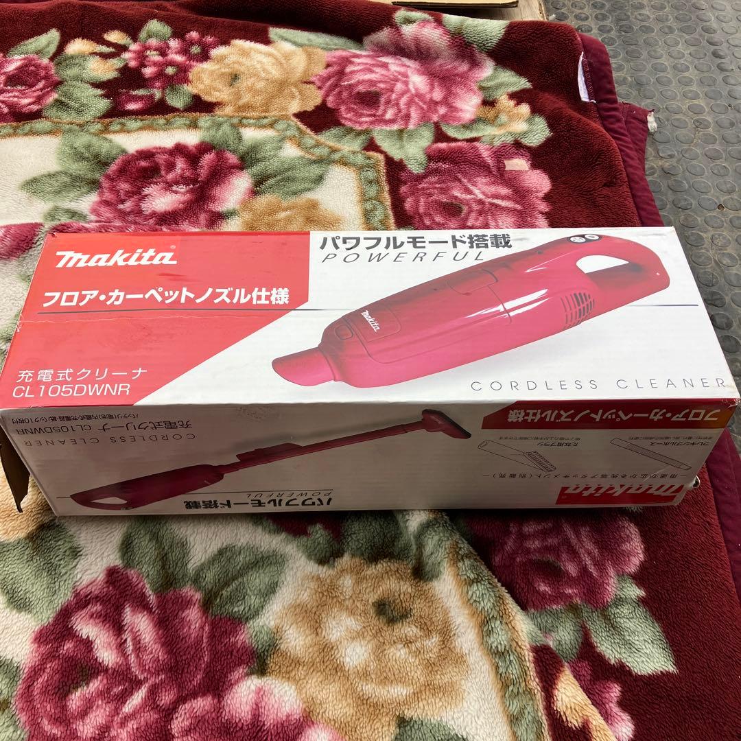 Makita 充電式クリーナー CL105DWN レッド　新品バッテリー付き