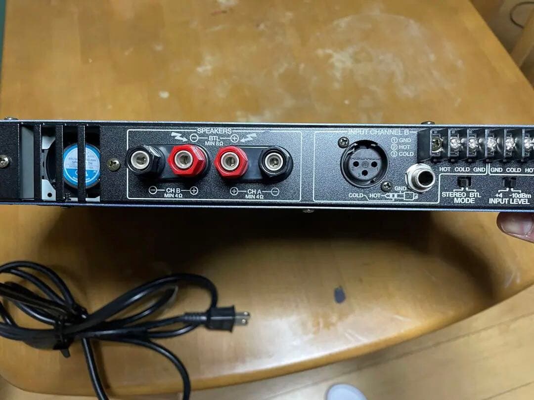 パワーアンプRoland SRA-200E