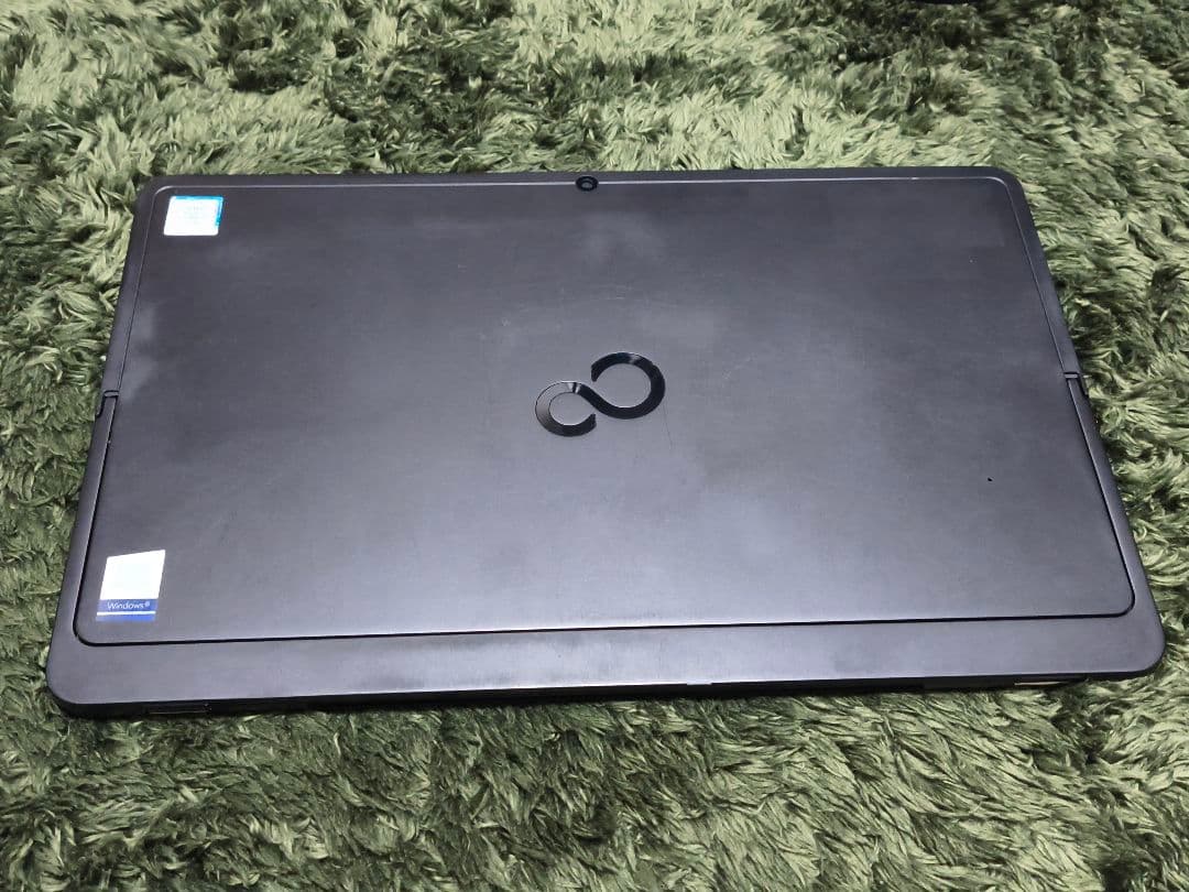 ARROWS TabシリーズCore i7＋8GBメモリ搭載