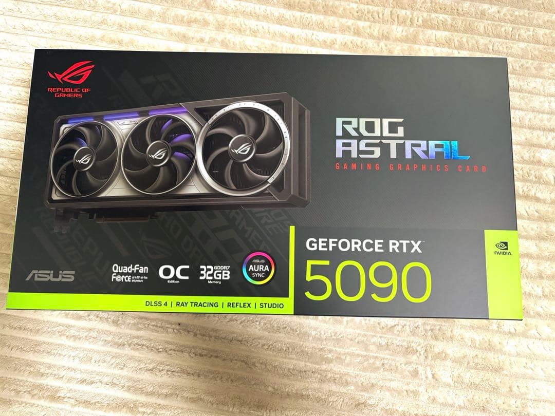 ASUS ROG ASTRAL RTX 5090 新品未開封