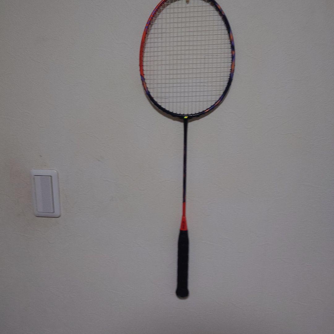美品　ASTROX 77 Pro バドミントンラケット