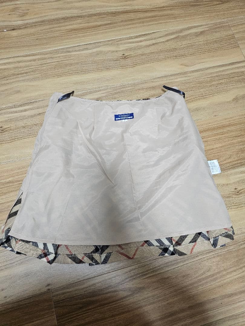 【希少】美品　バーバリーブルーレーベル ノバチェック プリーツスカート