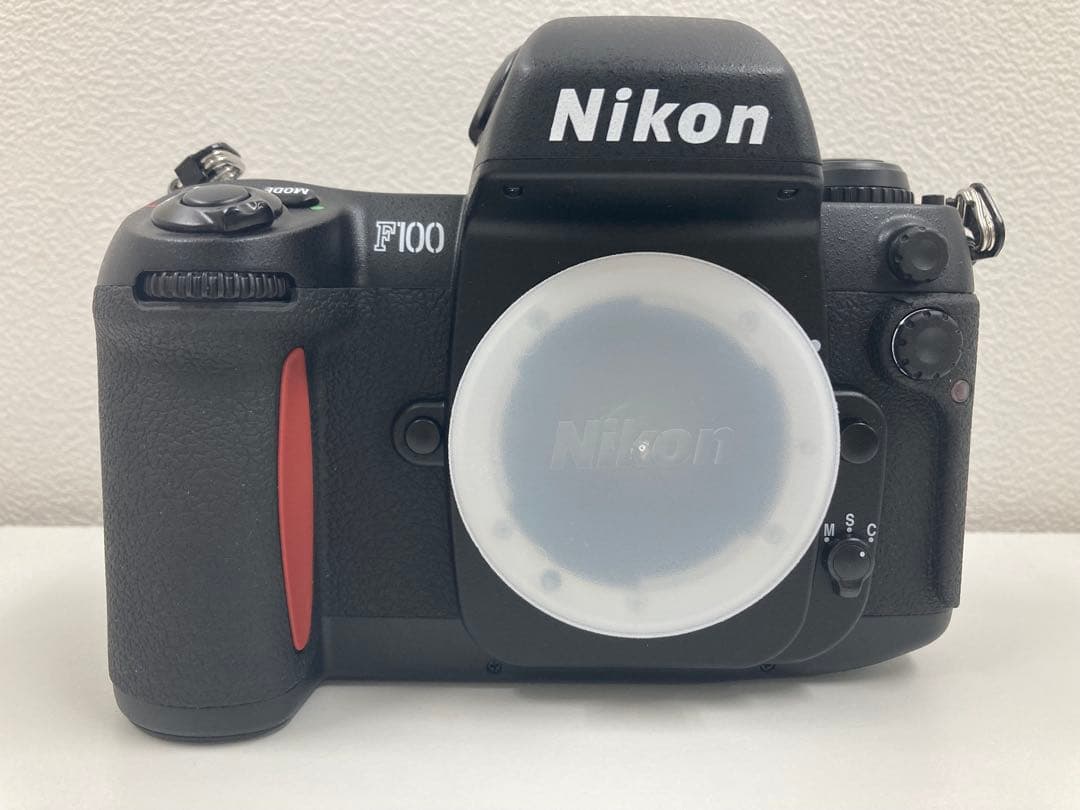Nikon F100 カメラ