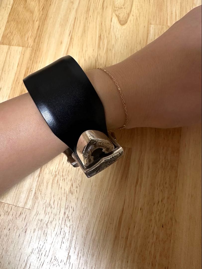 【お値下げ中】TOGA トーガ　メタルバングル