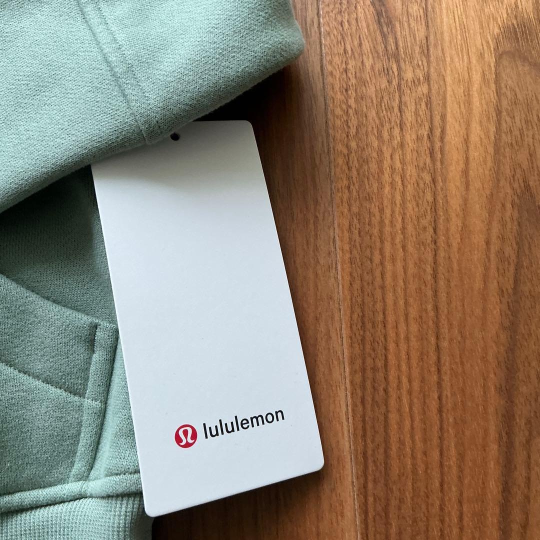 新品未使用！ルルレモンScuba オーバーサイズ フルジップフーディXS 薄緑