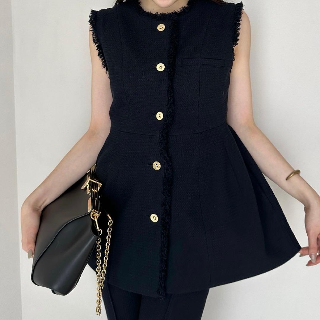 【定価2.5万】anuans　25年　ツイードフォルムジレトップス　ネイビー