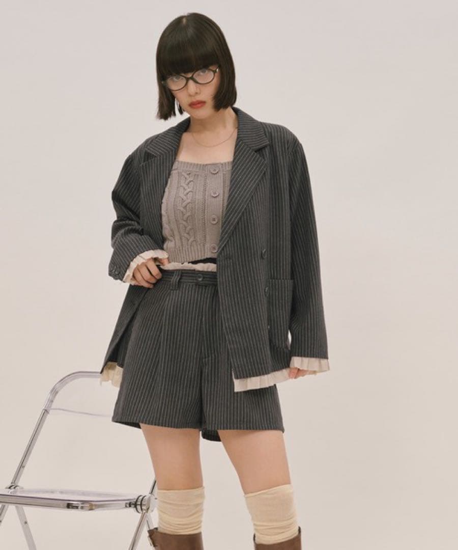 フリルレイヤードデザインジャケット