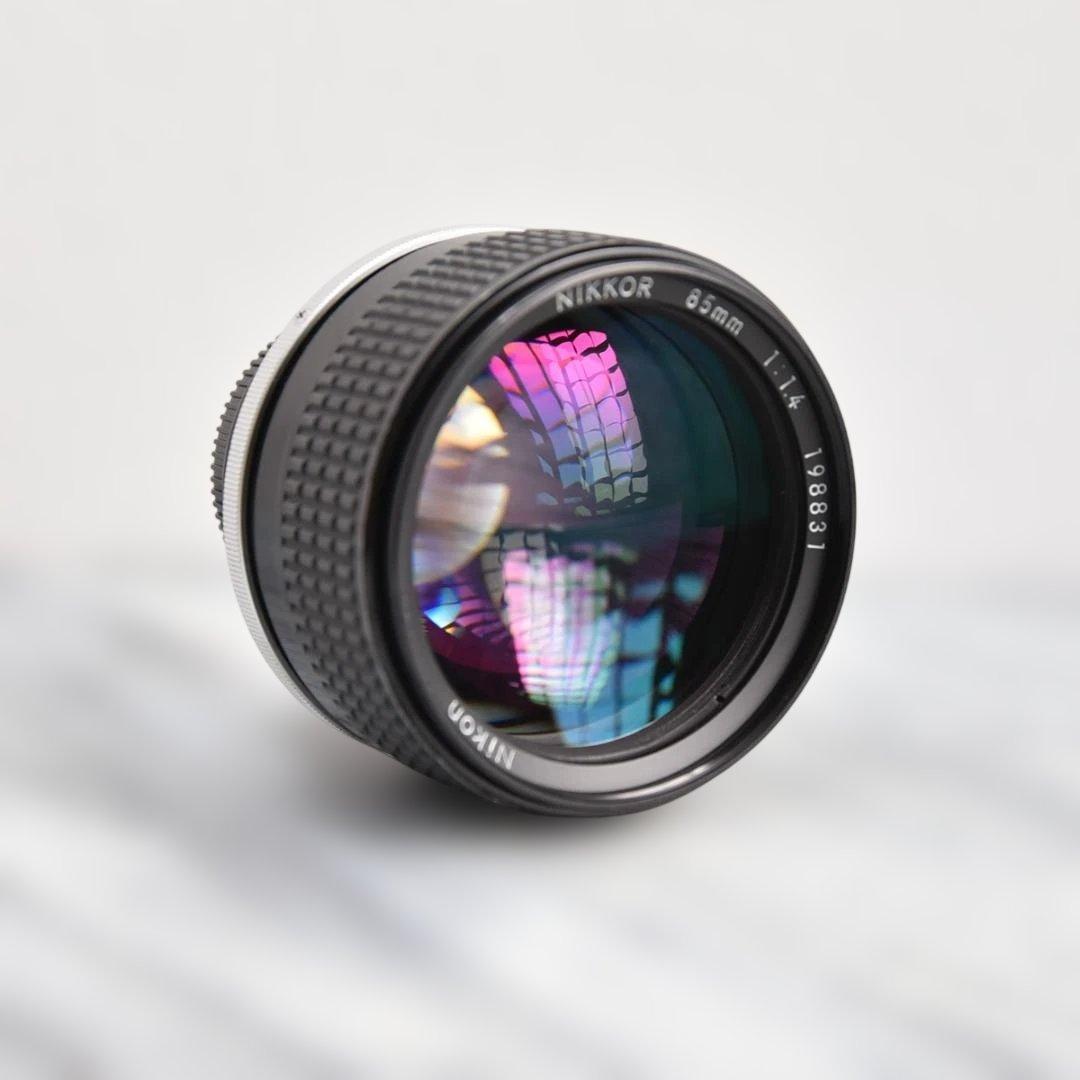NIKKOR 85mm f/1.4 レンズ マニュアルレンズ　Nikon ニコン