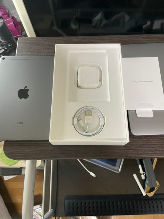 【ほぼ未使用】iPad mini 第5世代 64GBセルラーモデル SIMフリー