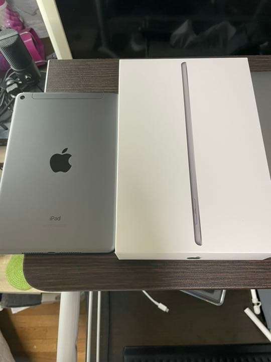 【ほぼ未使用】iPad mini 第5世代 64GBセルラーモデル SIMフリー