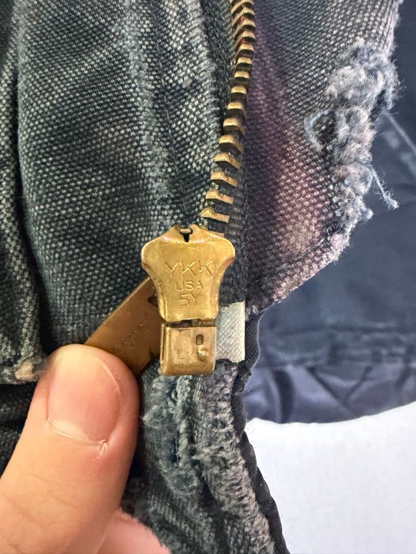 古着 USA製 カーハート ダックベスト ジャケット 腰ゴム　ネイビー　ブラック