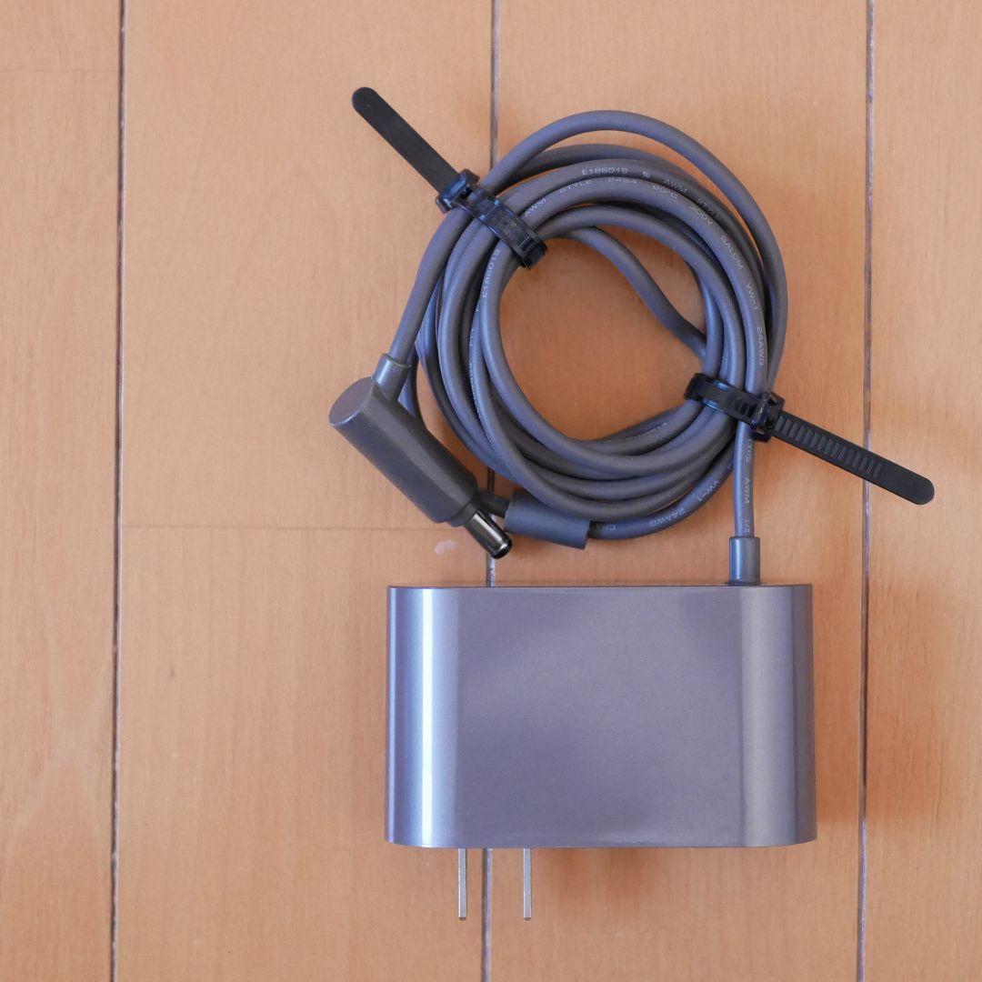 Dyson SV10 V8 分解洗浄済み