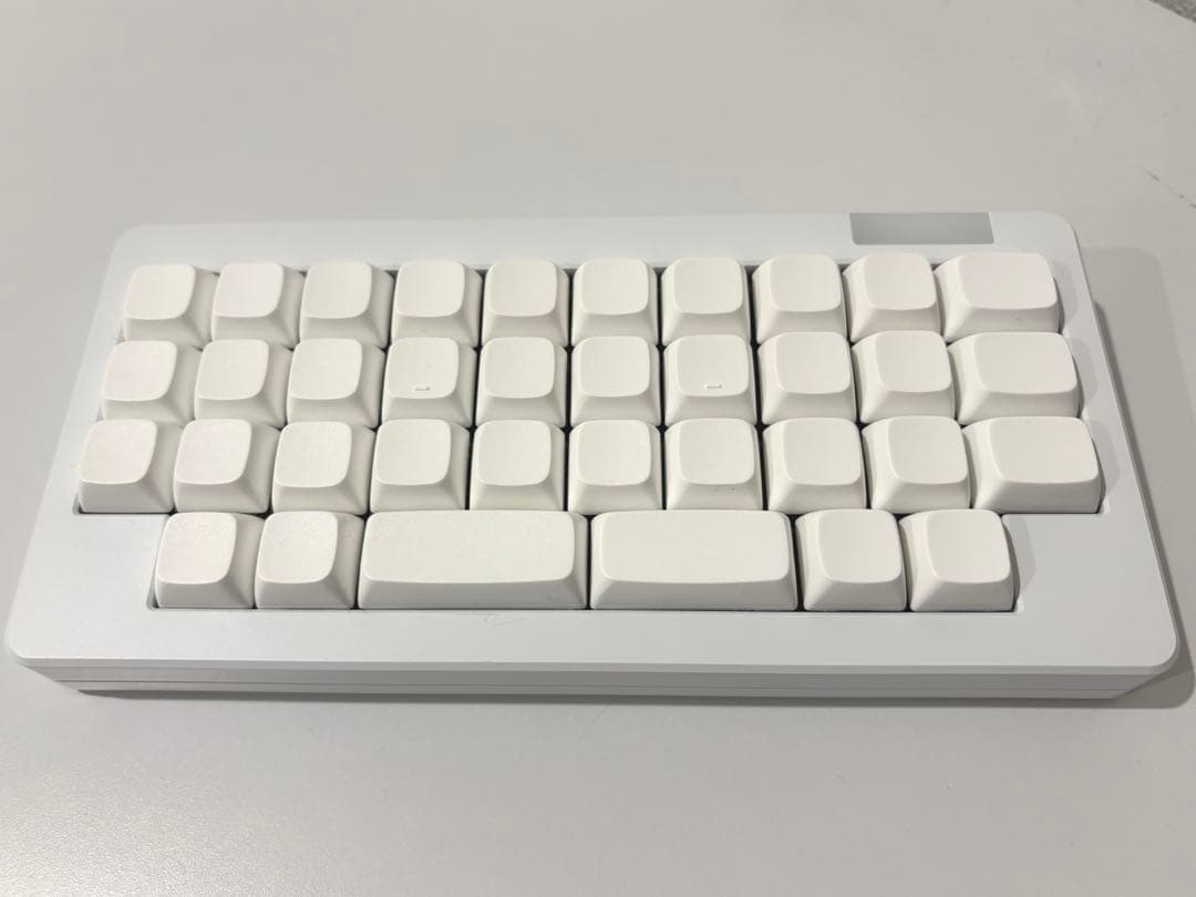 Lazydesigners apricot 自作キーボード