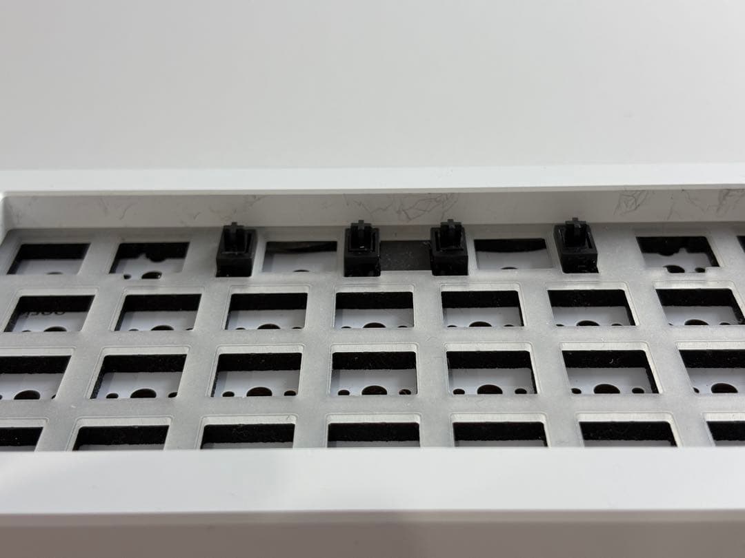 Lazydesigners apricot 自作キーボード