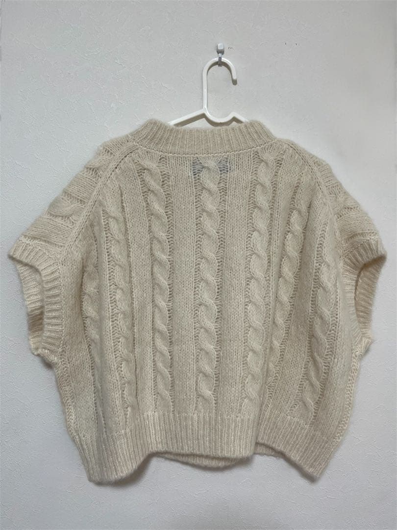 STAMP AND DIARY エアーアルパカ　ケーブル編みベスト　未着用