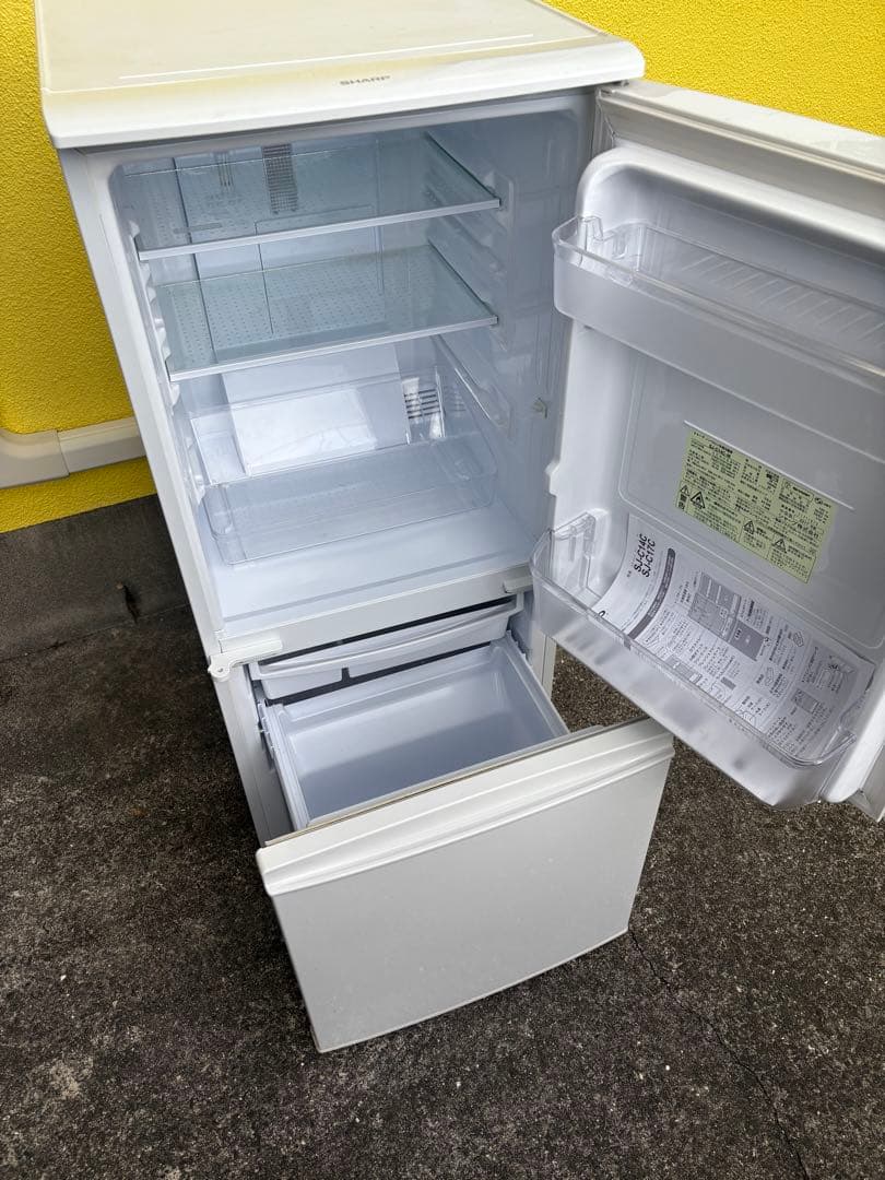 冷凍冷蔵庫　SHARP シャープ　SJ-C14C 説明書付き