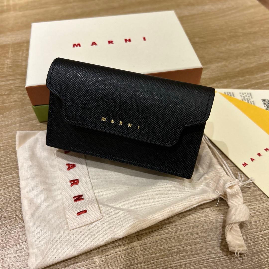 MARNI マルニ　名刺入れ　カードケース