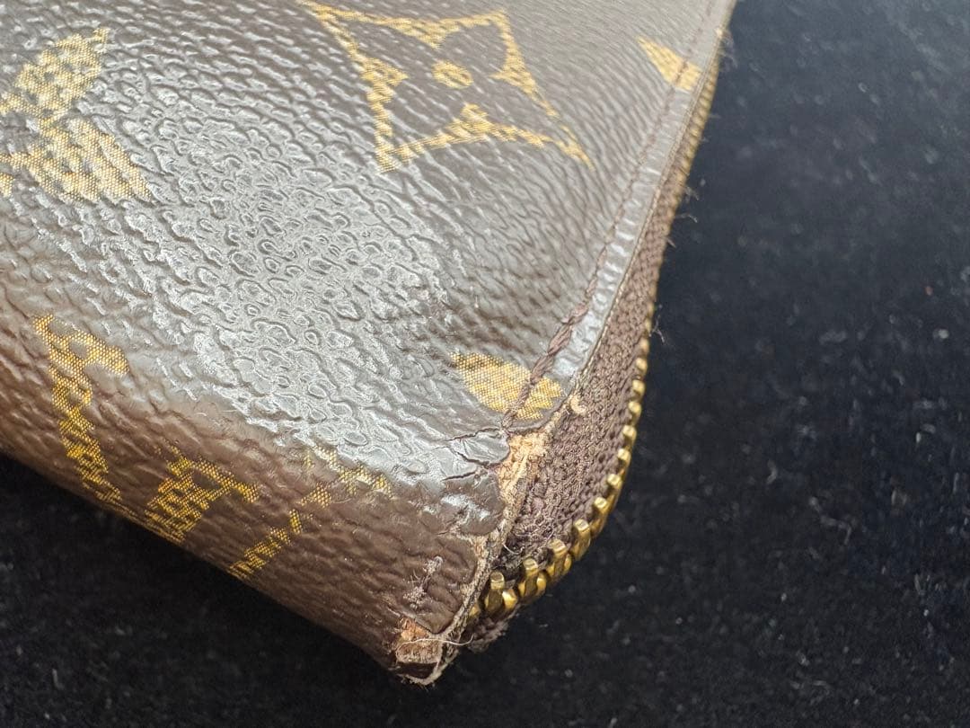 ルイヴィトン モノグラム　長財布ジッピーウォレット　ラウンドファスナー