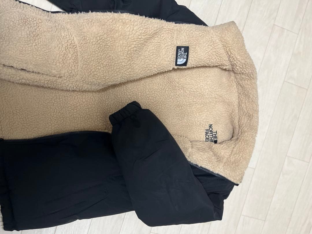 THE NORTH FACE　リバーシブルジャケット