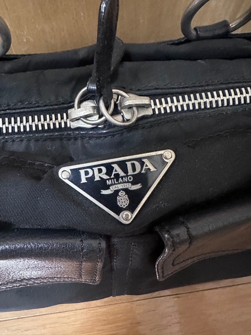 PRADA ミニボストンバック