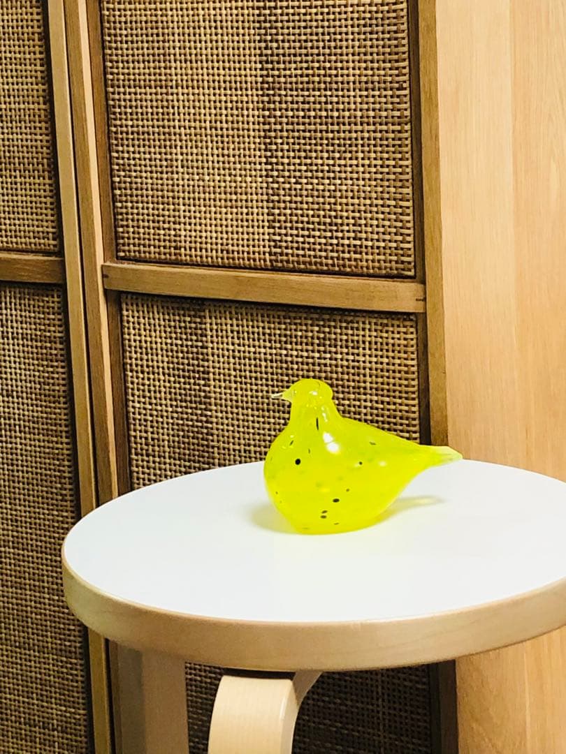 イッタラ　バード　パウダーイエロー　オイバトイッカ