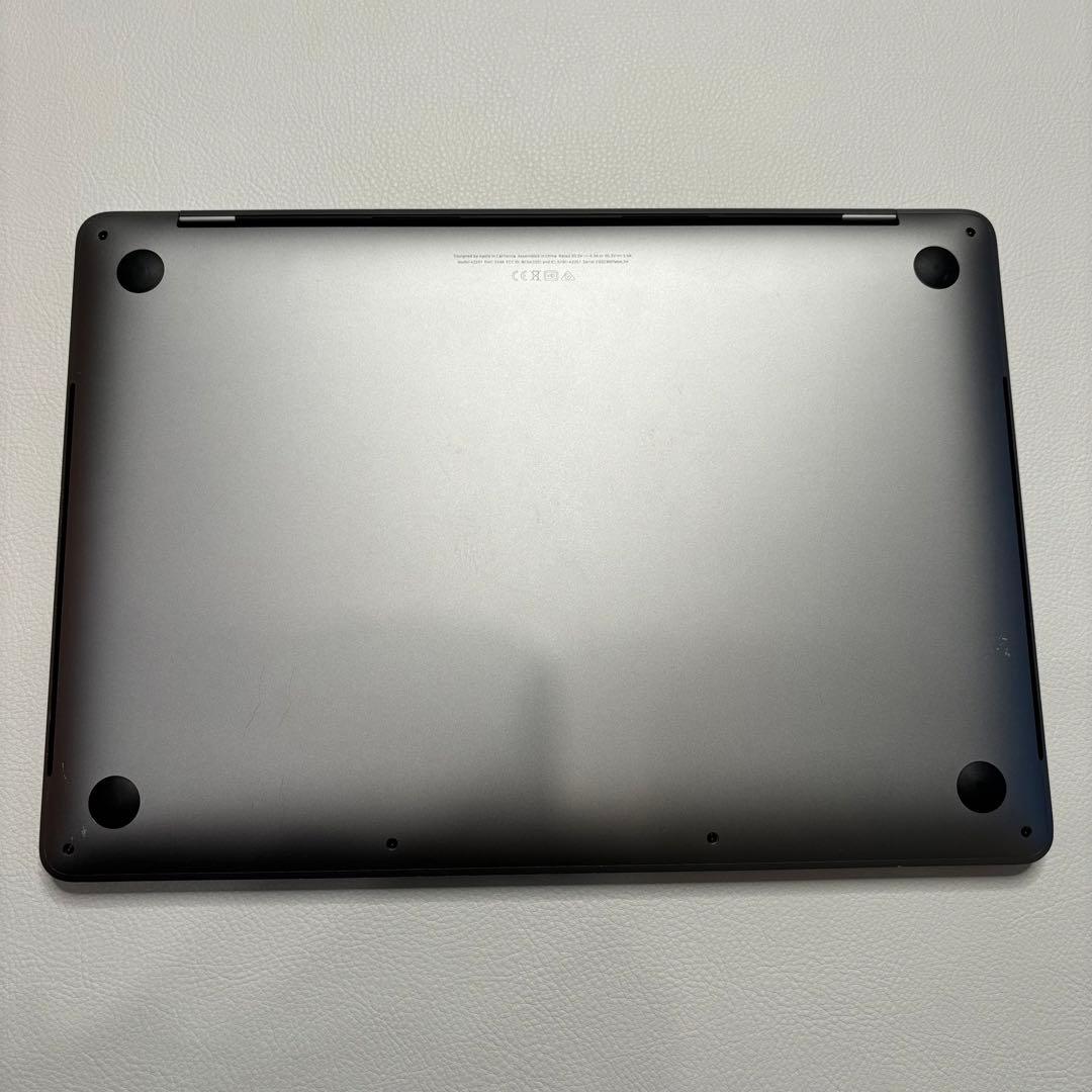 Macbook Pro メモリ16GB SSD512Gb 13インチ　シルバー