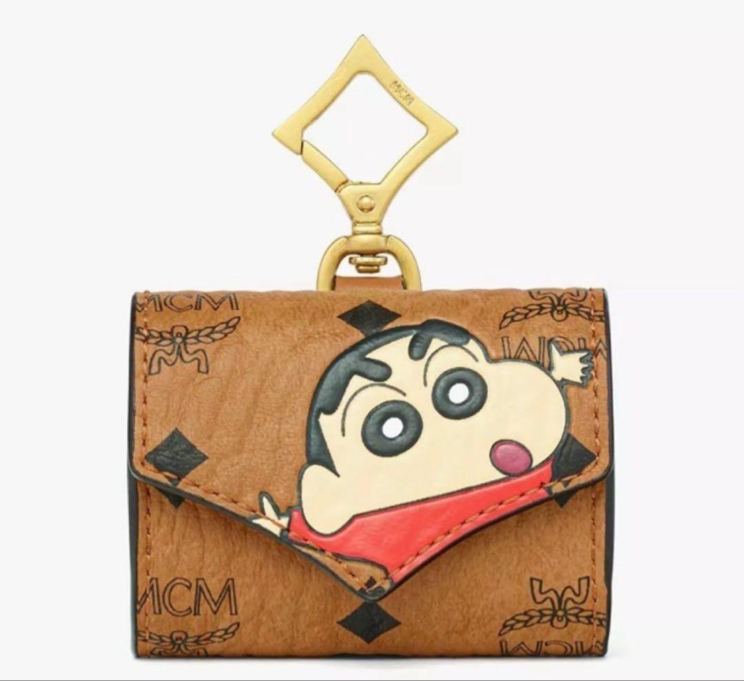 MCM×クレヨンしんちゃん　AirPods Pro ケース