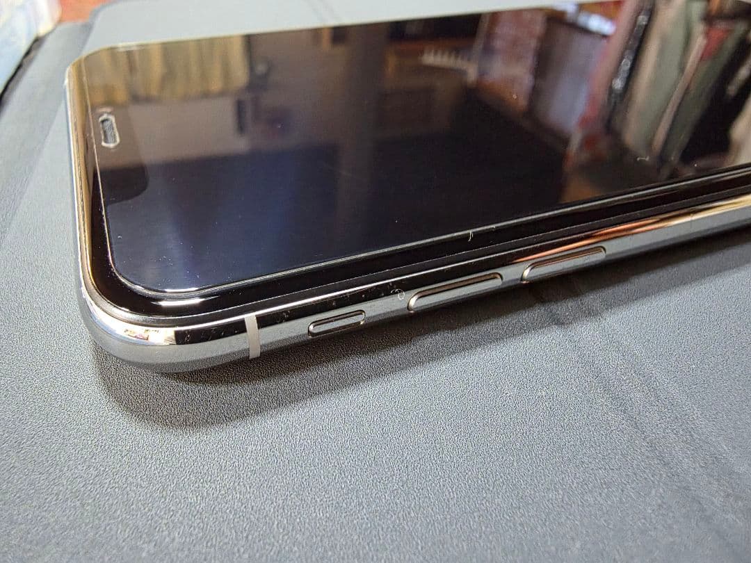 iPhone XS Max 256GB SIMロック解除済み SIMフリー