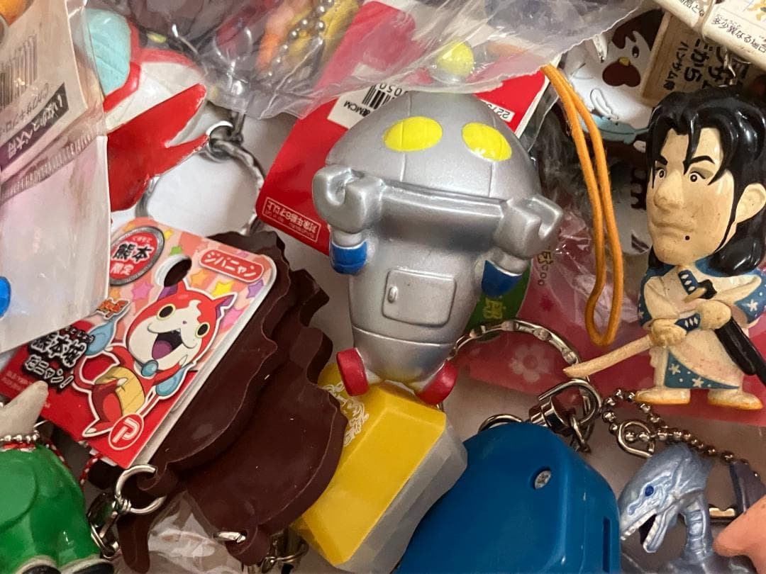 キャラクター　キーホルダ　まとめ売り