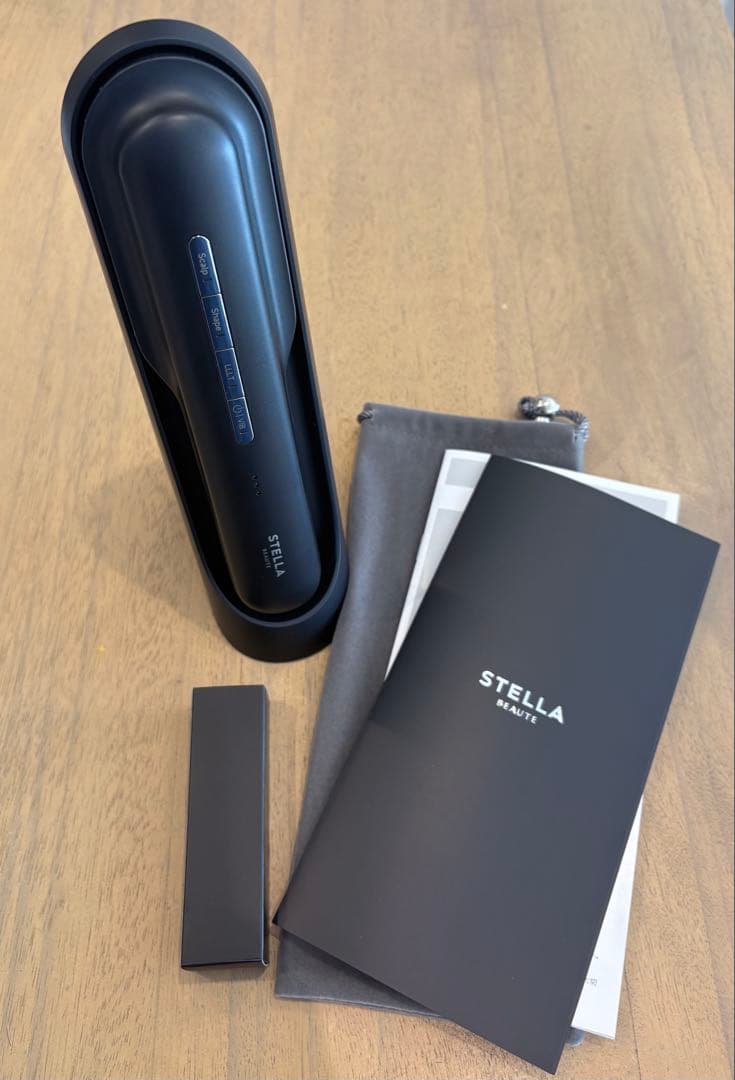 STELLA BEAUTE レーザー&EMS リフトブラシ PRO