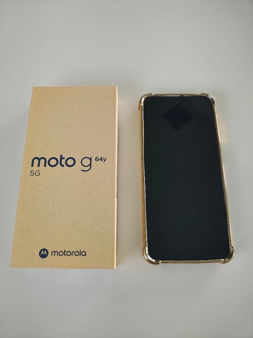 motorola g64y 5g 黒 サイドメッキゴールドケース ガラス付き