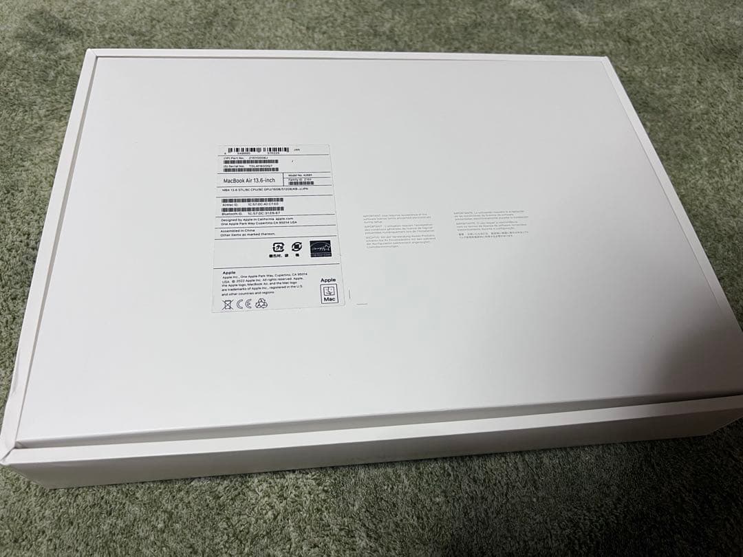 美品　MacBook Air M2 16GB 512GB
