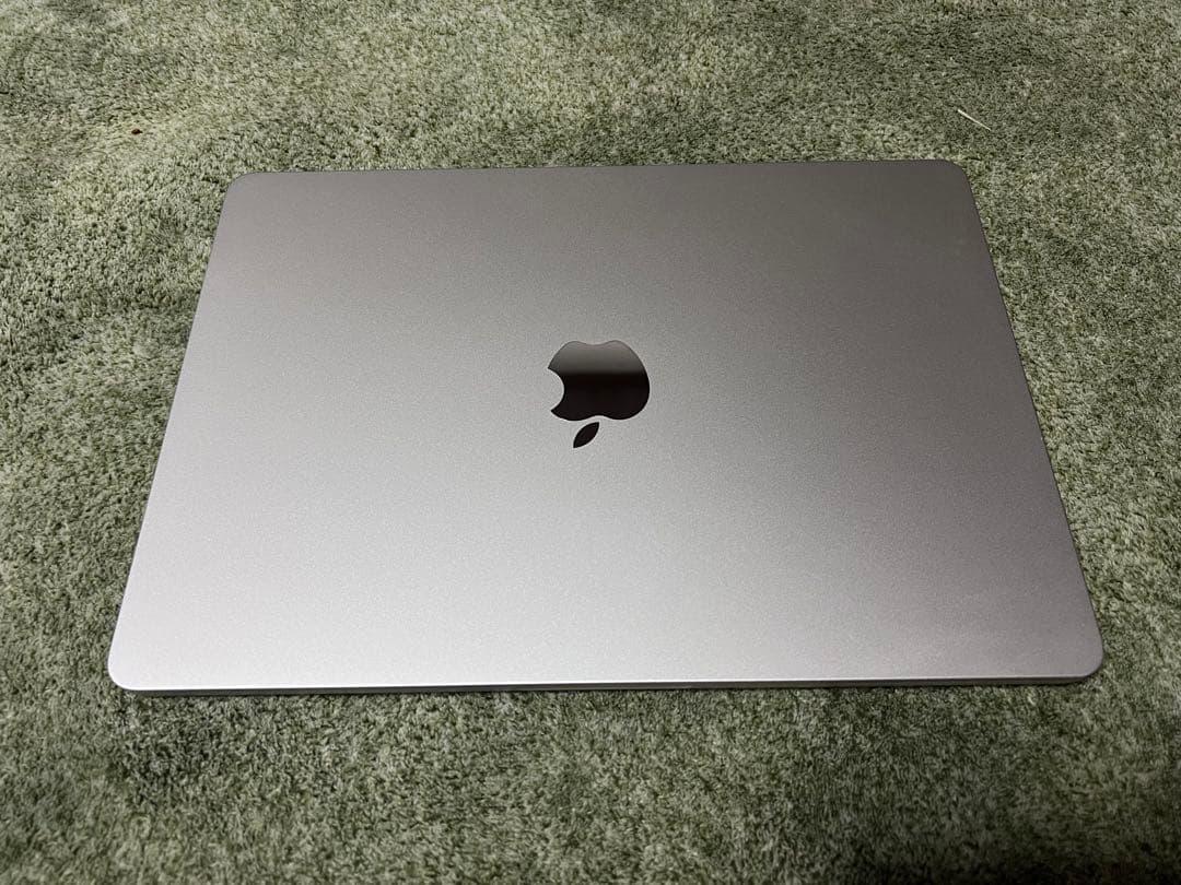 美品　MacBook Air M2 16GB 512GB