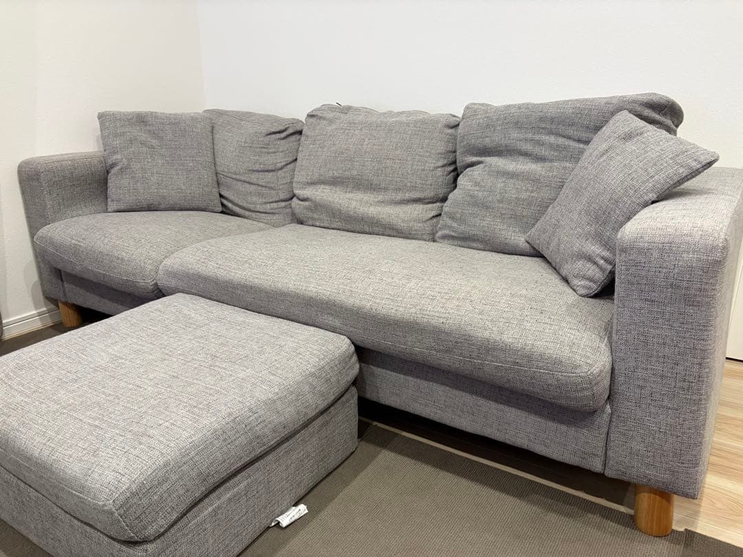 【れん】 ⭐︎【限定値下げ中】⭐︎3人掛けソファ オットマン付き⭐︎送料込み⭐︎